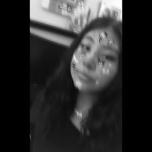 Meet your Posher, Mayra